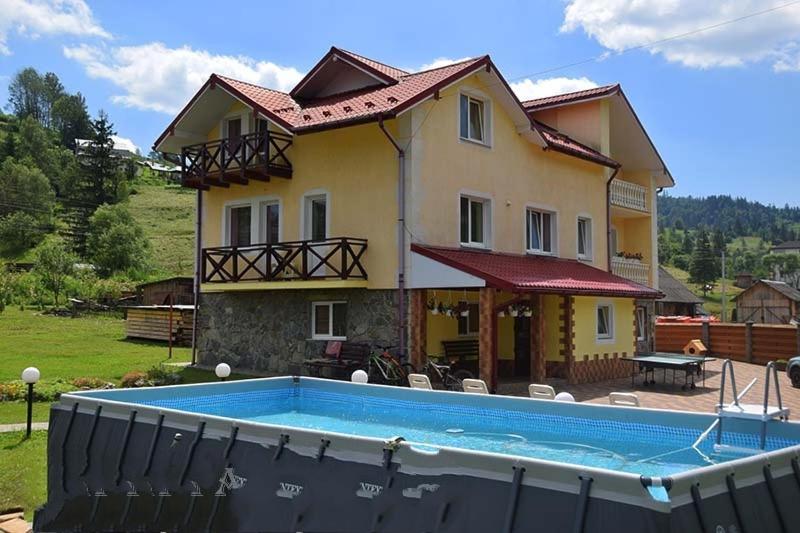 Karpatskyi Maetok Hotel Slavske Exterior photo